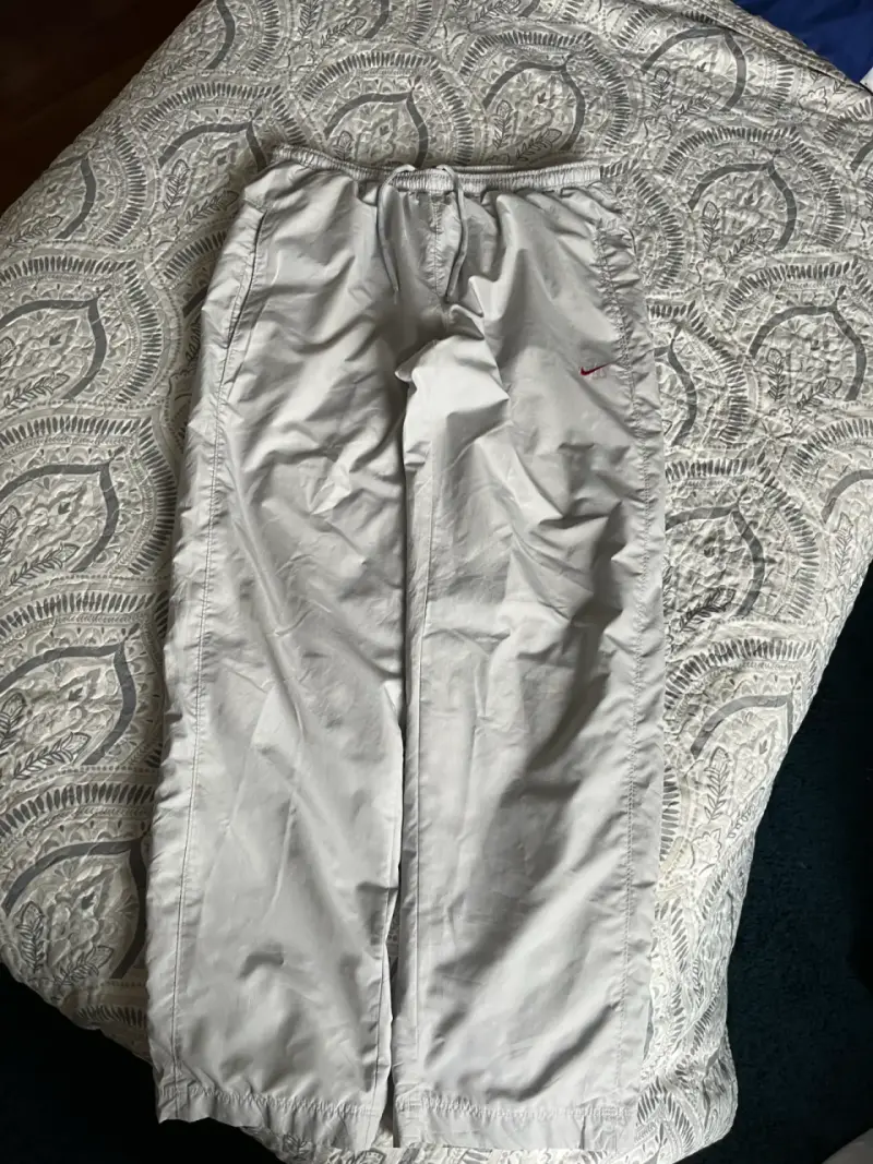 Pantalones deportivos Nike grises para hombre - 3