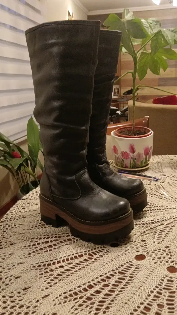 Botas de cuero negras con plataforma - 2