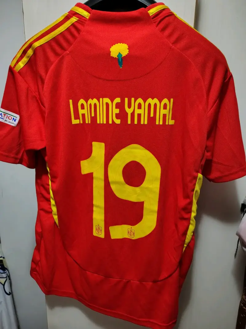 Camiseta Roja Selección España Número 19 - 2