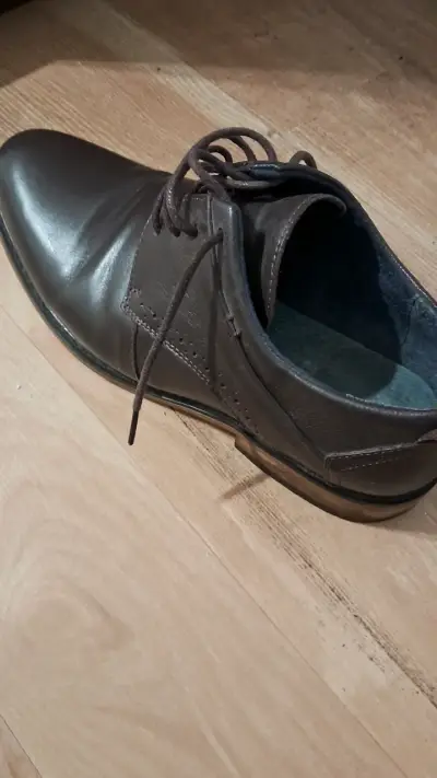 Zapatos formales de cuero marrón Alaniz - miniatura 2