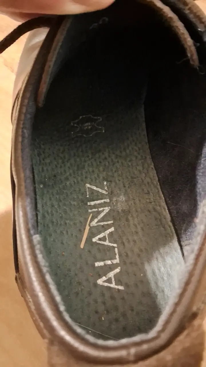Zapatos formales de cuero marrón Alaniz - 4