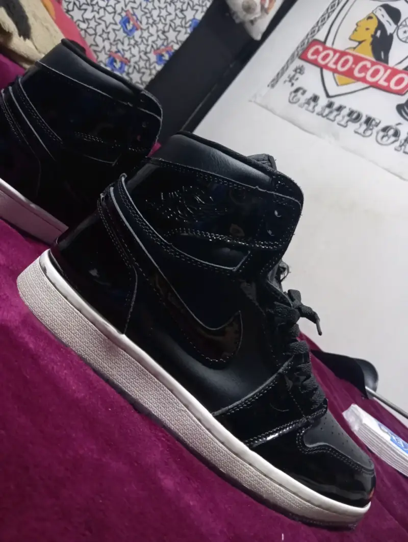 Jordan 1 x space jam - 1