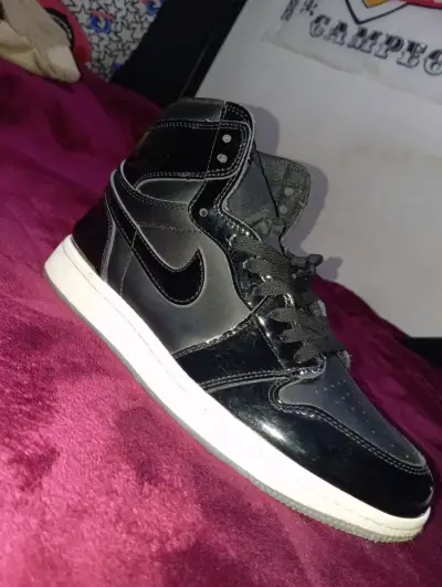Jordan 1 x space jam - miniatura 3