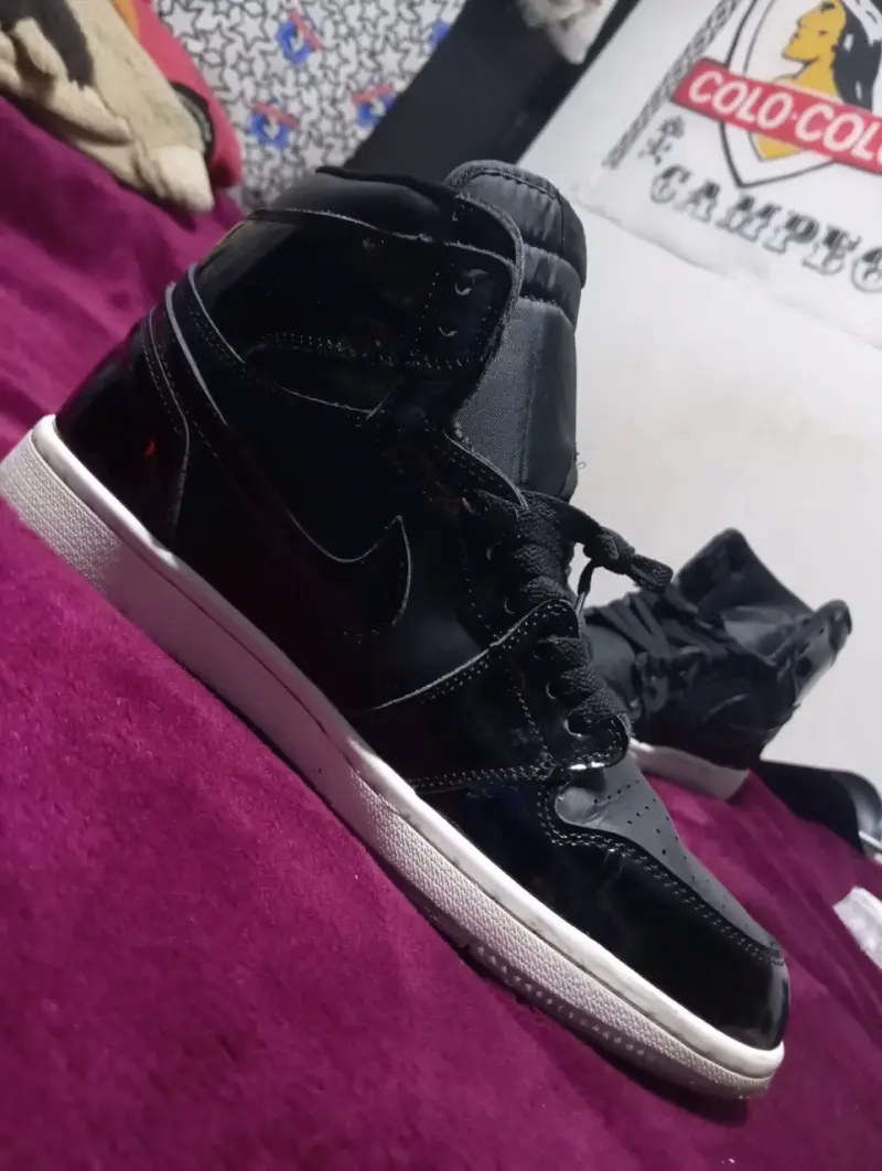 Jordan 1 x space jam - 4