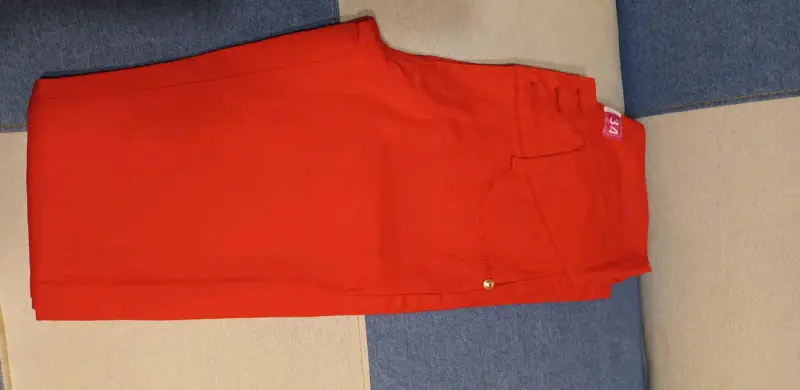 Pantalon rojo mujer