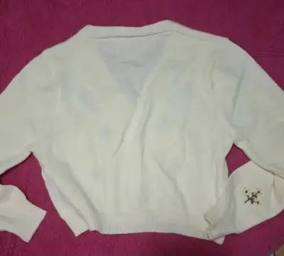 Cardigan blanco con bordado floral - miniatura 4