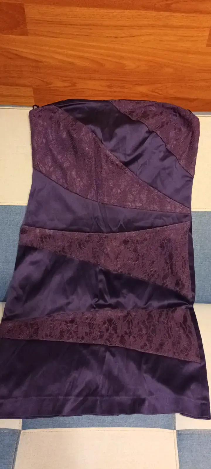 Vestido Morado strapless
