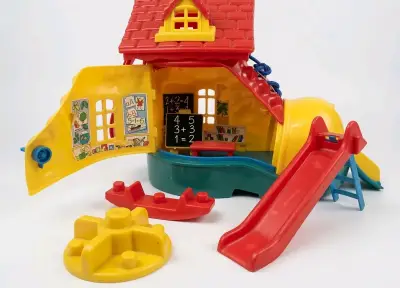 Casa de juguete en forma de zapato Matchbox - miniatura 3