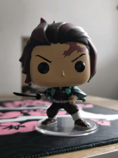 Figura Funko Pop Tanjiro Kamado Demon Slayer - miniatura 5