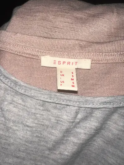 Sweater Esprit delgado con polera gris debajo - miniatura 4