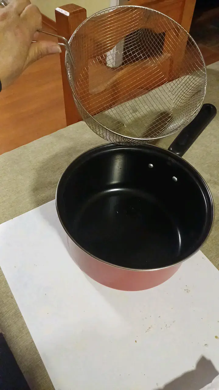 Olla con canasta para freír antiadherente - 3