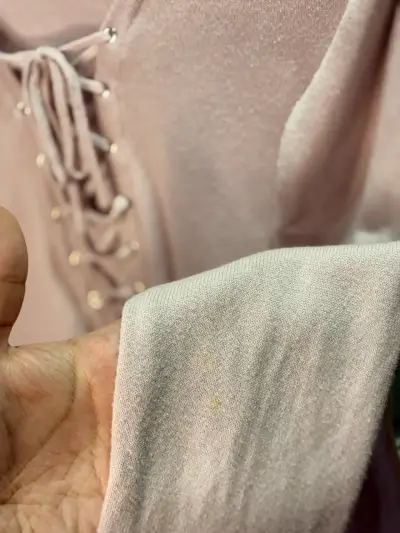Polera manga larga rosa con escote cruzado - miniatura 3