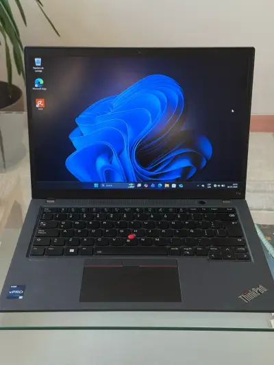 Laptop Lenovo ThinkPad T14 Intel Core i5 12va Gen - miniatura 1
