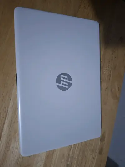 Notebook HP Stream 14 pulgadas con Windows - miniatura 2