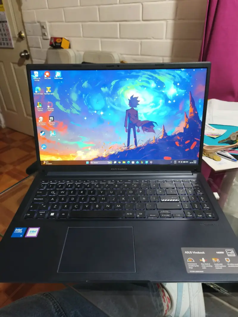 Laptop ASUS Vivobook 15 con Intel Core i5 - 3