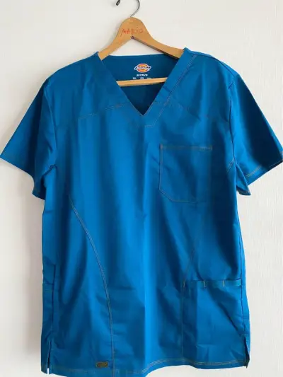 Polera médica azul Dickies con bolsillos talla S - miniatura 1