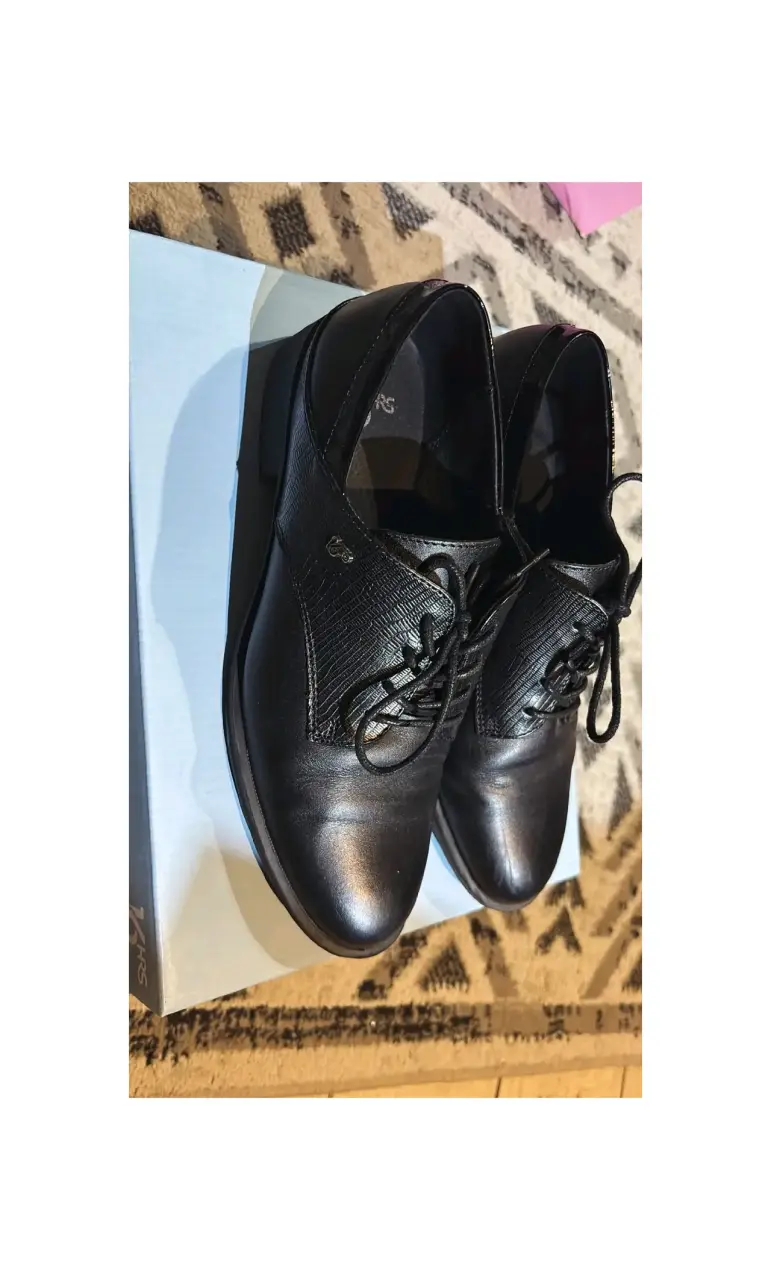 Zapatos formales de cuero negro para hombre - 2