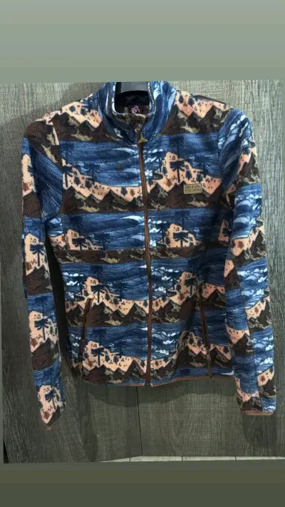 Chaqueta de polar estampada para mujer - miniatura 1