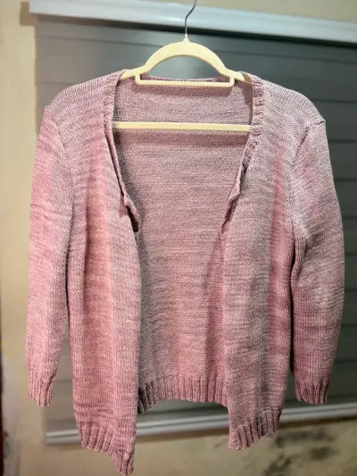 Chaleco abierto de punto rosado para mujer - miniatura 1
