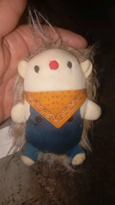 Peluches erizo Los Shnooks con pañuelo - miniatura 1