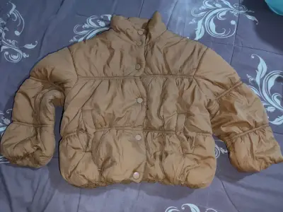 Chaqueta acolchada marrón para niño - miniatura 1