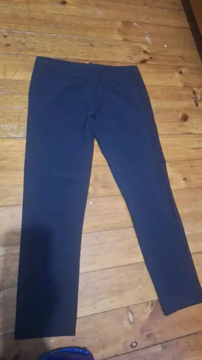 Pantalones de vestir azul marino para hombre - miniatura 2