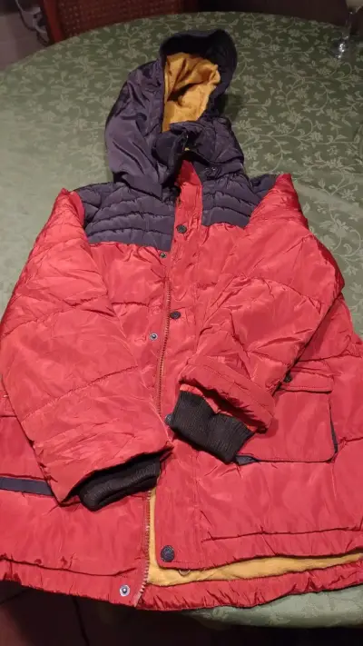 Chaqueta de invierno negra para niña - miniatura 1