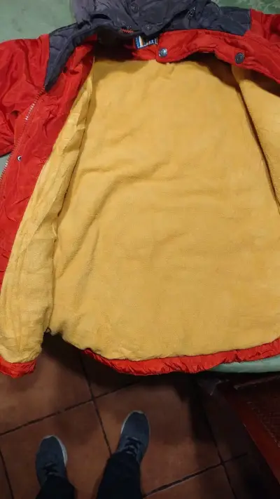 Chaqueta de invierno negra para niña - miniatura 2
