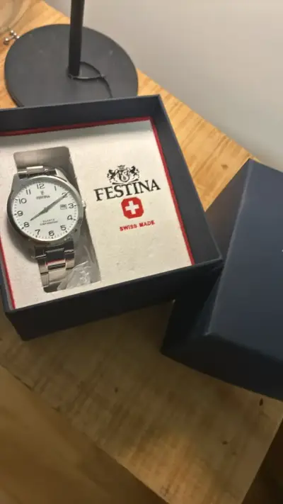 Reloj Festina sin uso para hombre - miniatura 2