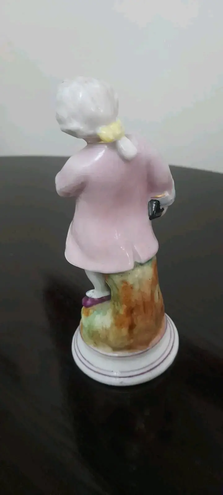 Figura de porcelana antigua decorativa - 3