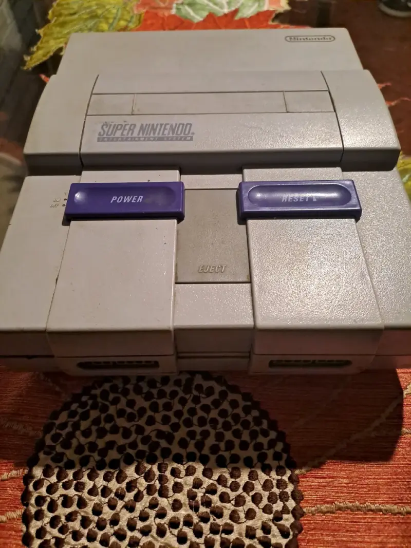 Consola Super Nintendo clásica en buen estado - 2
