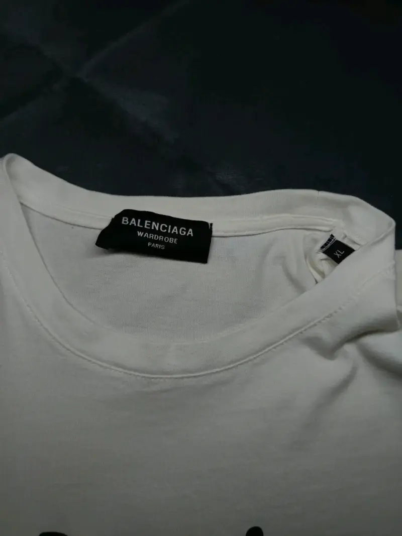 Polera Balenciaga blanca con logo - 3