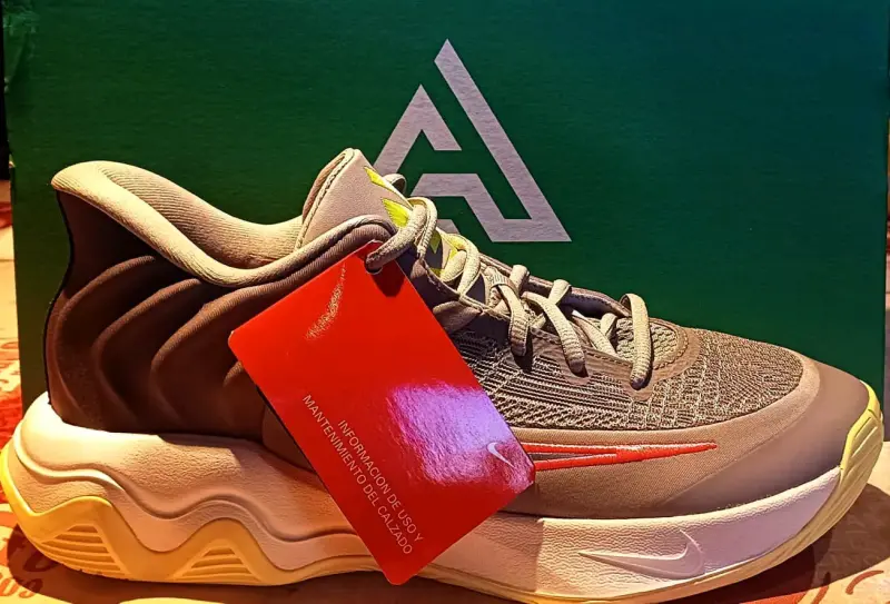 Zapatillas Nike Giannis Immortality 4 para Básquet - 1