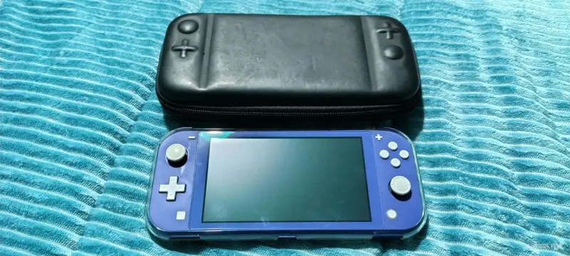 Nintendo switch Lite - 3