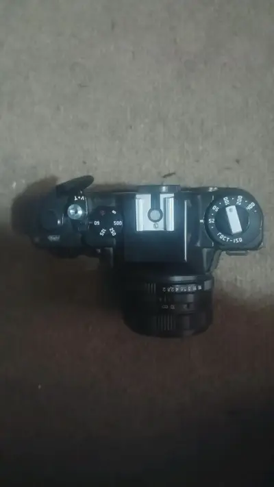 Cámara analógica Zenit 122 con lente Helios - miniatura 2
