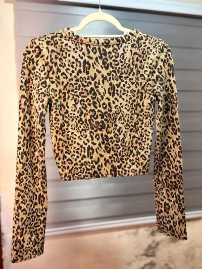 Polera manga larga estampado leopardo Zara - miniatura 2