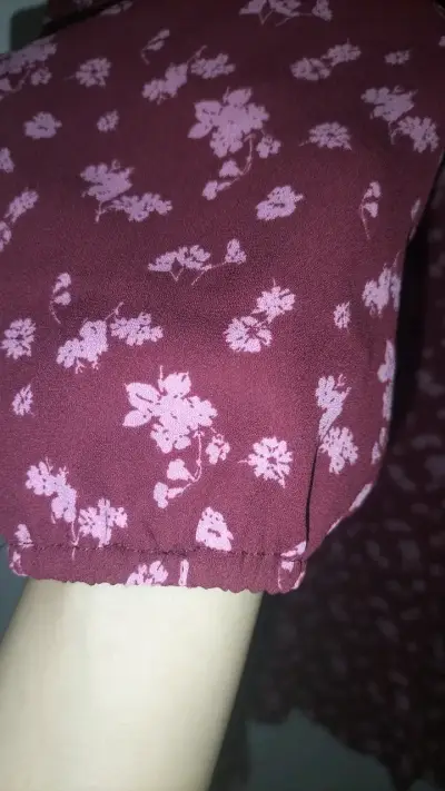 Vestido floreado burdeos manga 3/4 - miniatura 4