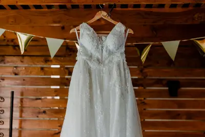 Vestido de novia blanco - miniatura 1