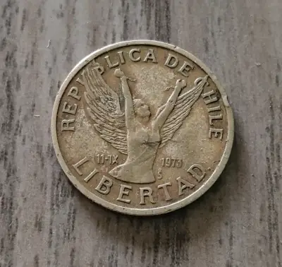 Moneda de 10 pesos chilenos de 1985 - miniatura 2