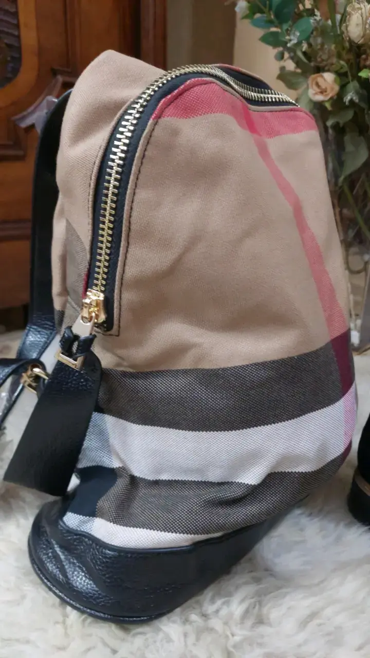 Conjunto mochila y botín T 36.5 estilo burberryr - 3