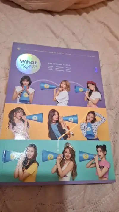 Álbum 'What is Love?' de TWICE - miniatura 1