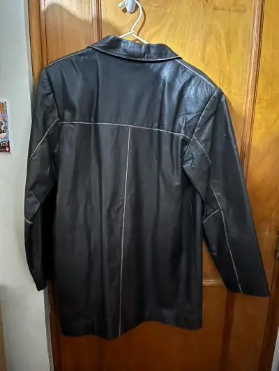 Chaqueta de cuero negra para hombre - miniatura 2