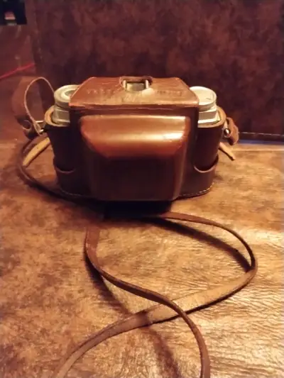 Cámara vintage Agfa Silette con estuche de cuero - miniatura 3