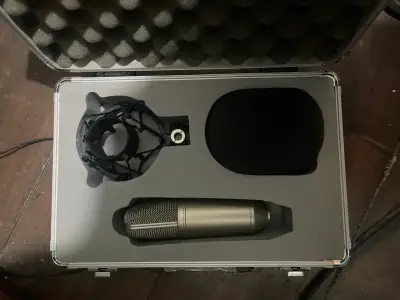 Micrófono de condensador Behringer B-1 con estuche - miniatura 2