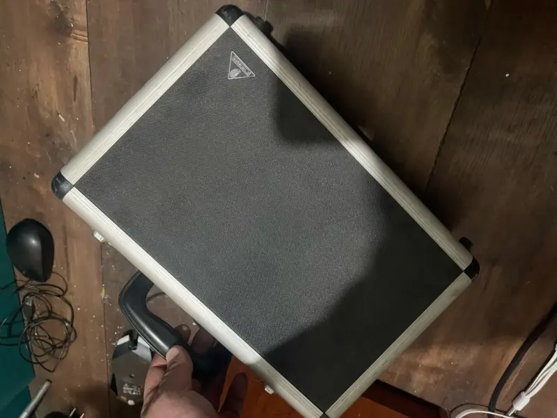 Micrófono de condensador Behringer B-1 con estuche - 3