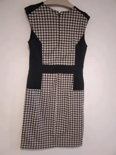 Vestido sin mangas blanco y negro talla S - miniatura 2