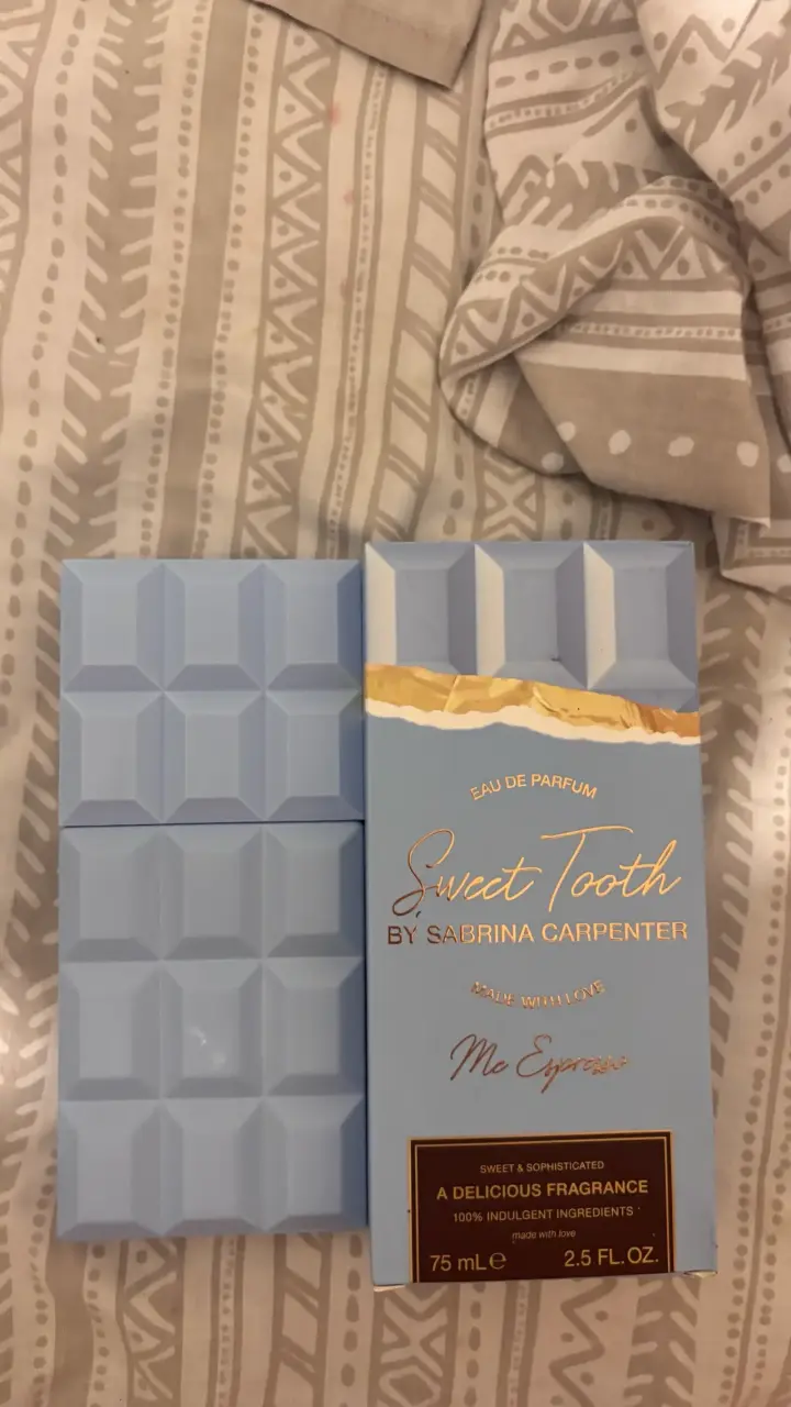 Perfume Sweet Tooth de Sabrina Carpenter 75 ml - 3