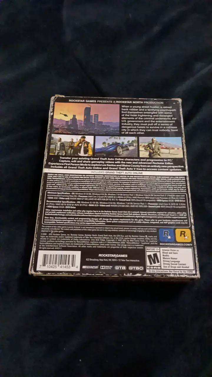 PC Grand Theft Auto V en caja original - 2