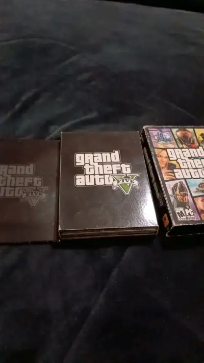 PC Grand Theft Auto V en caja original - miniatura 3