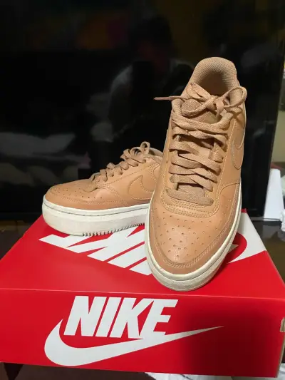 Zapatillas Nike Air Force 1 color beige - miniatura 3